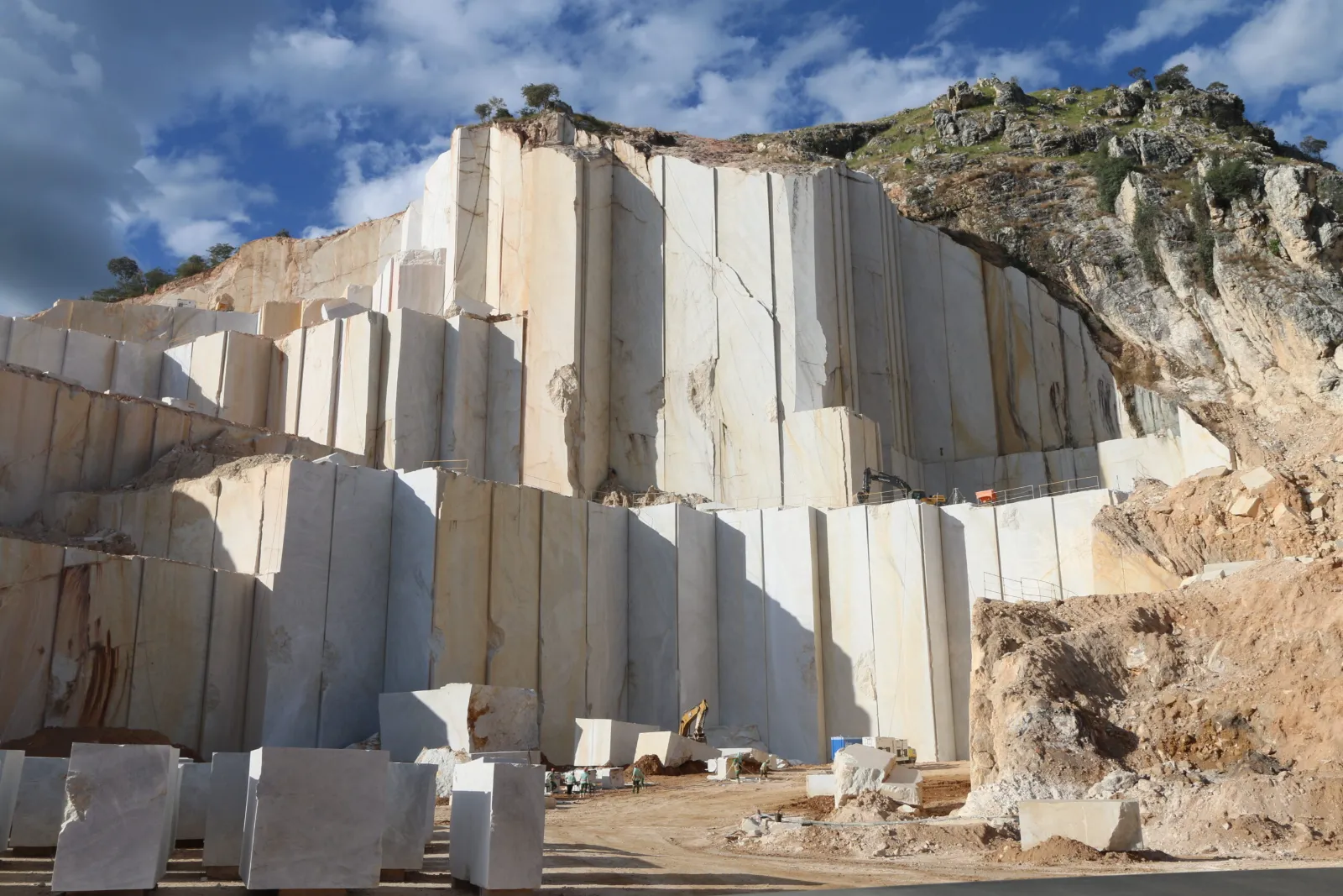 Taj Mahal quartzite quarry in Brazil